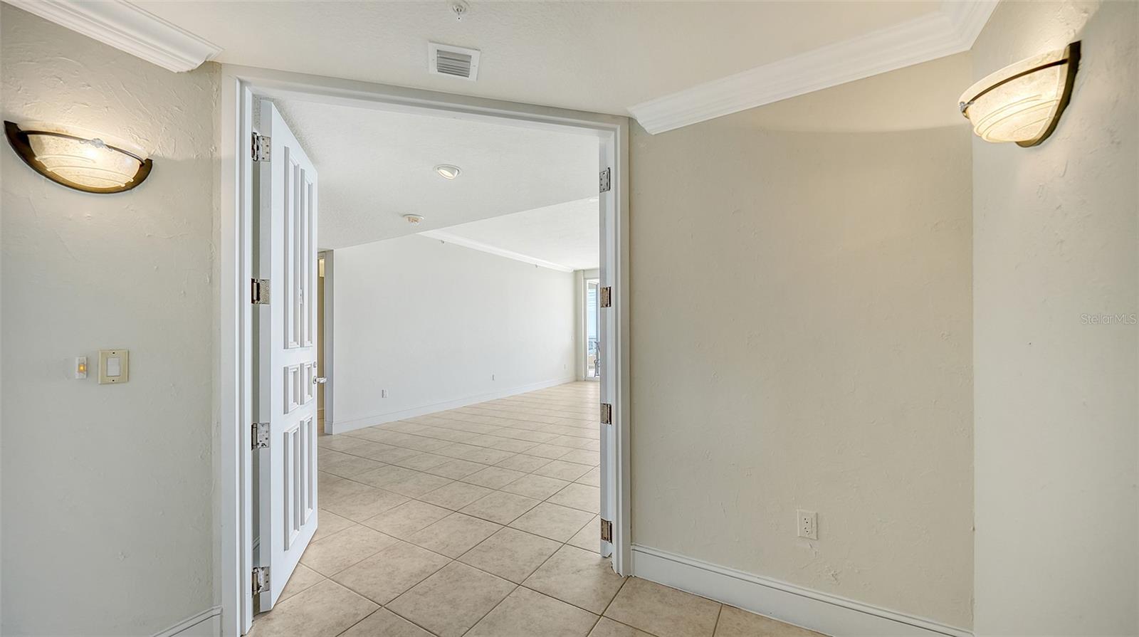 GRAND BAY 4 - Residential