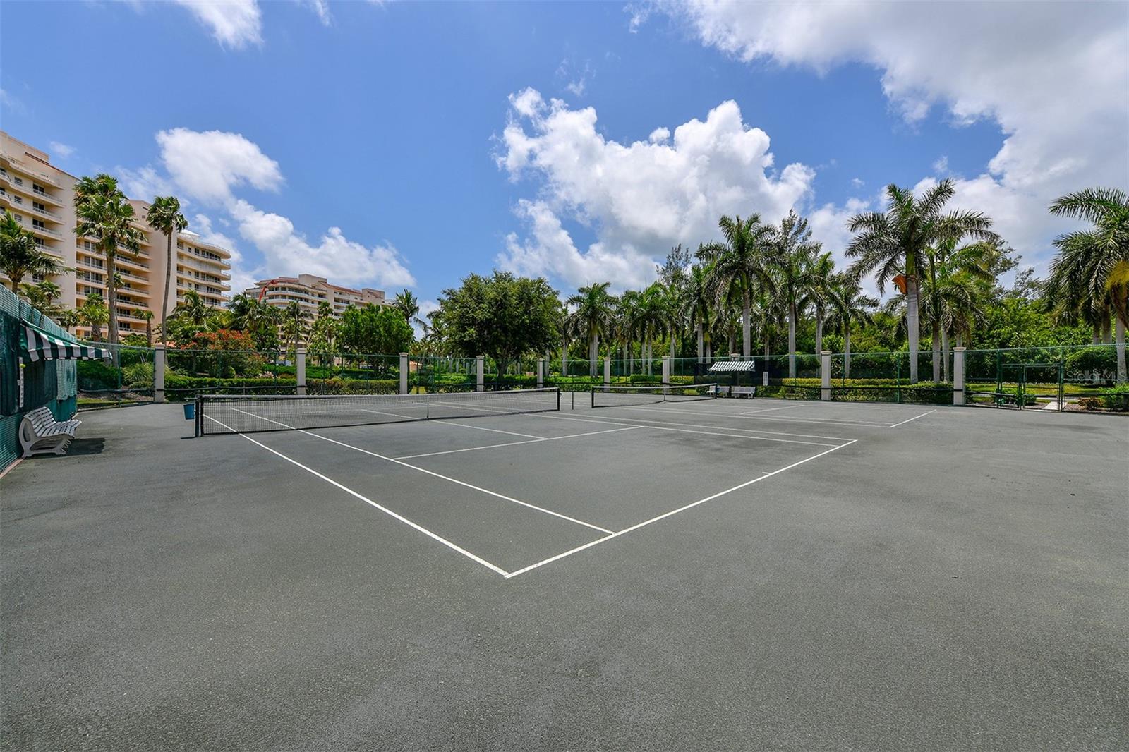 GRAND BAY 4 - Residential