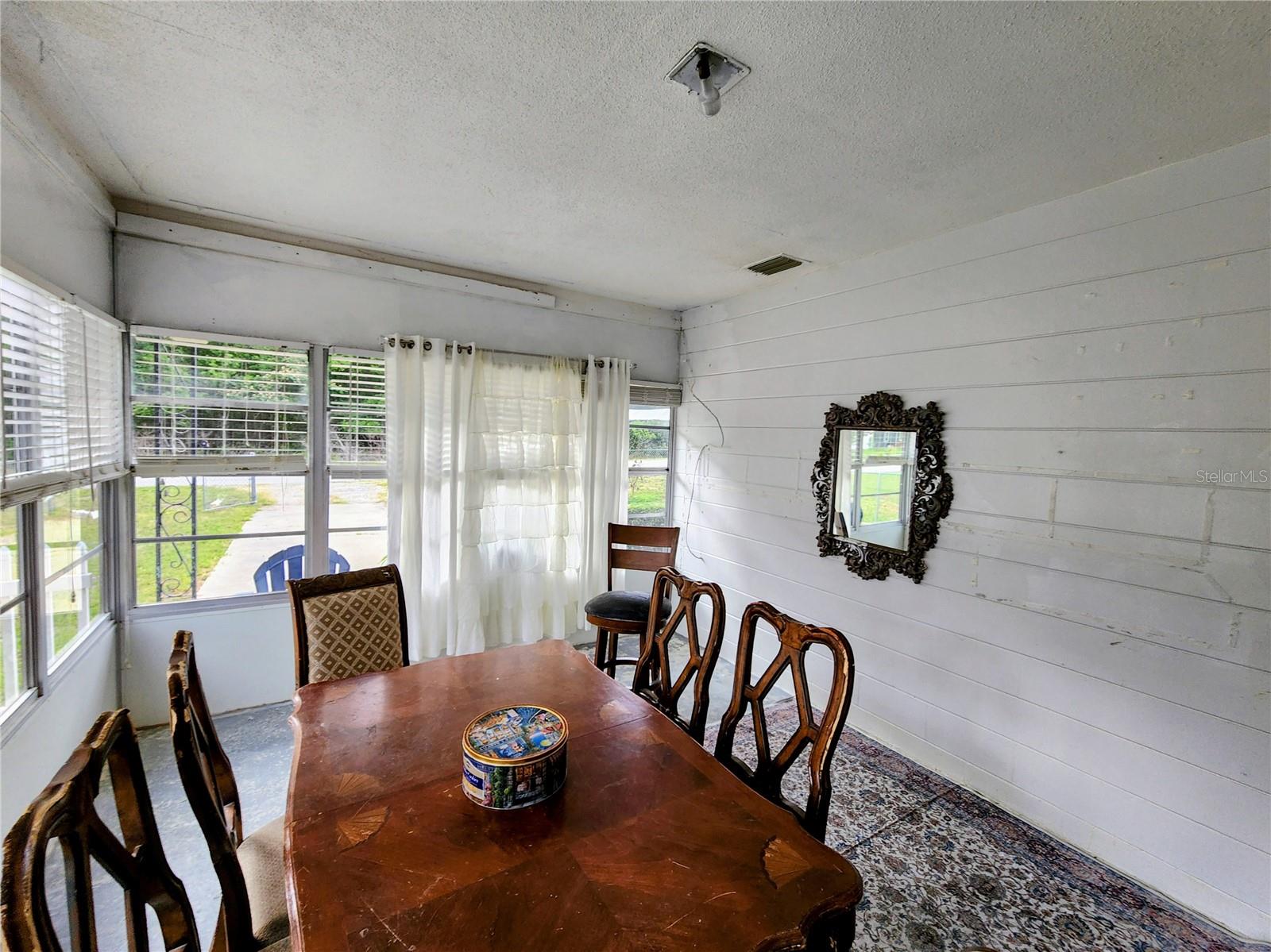 RAINBOW LAKES ESTATES - Residential