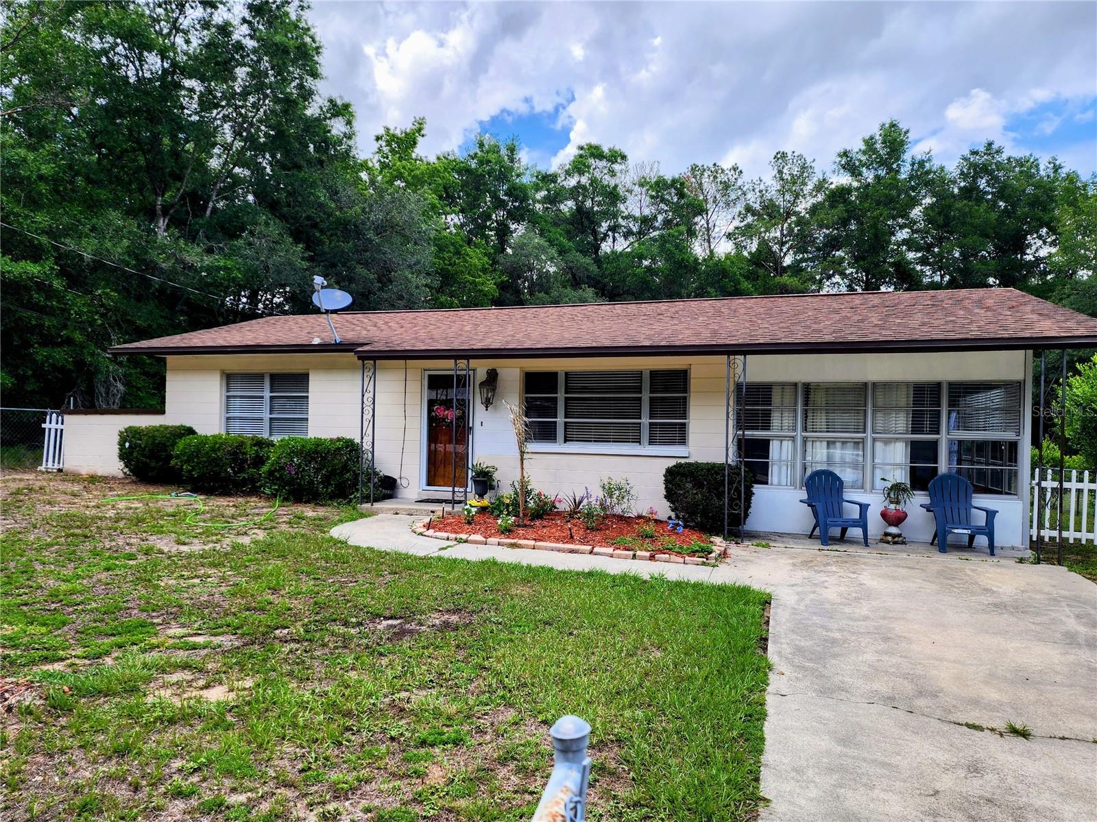 RAINBOW LAKES ESTATES - Residential