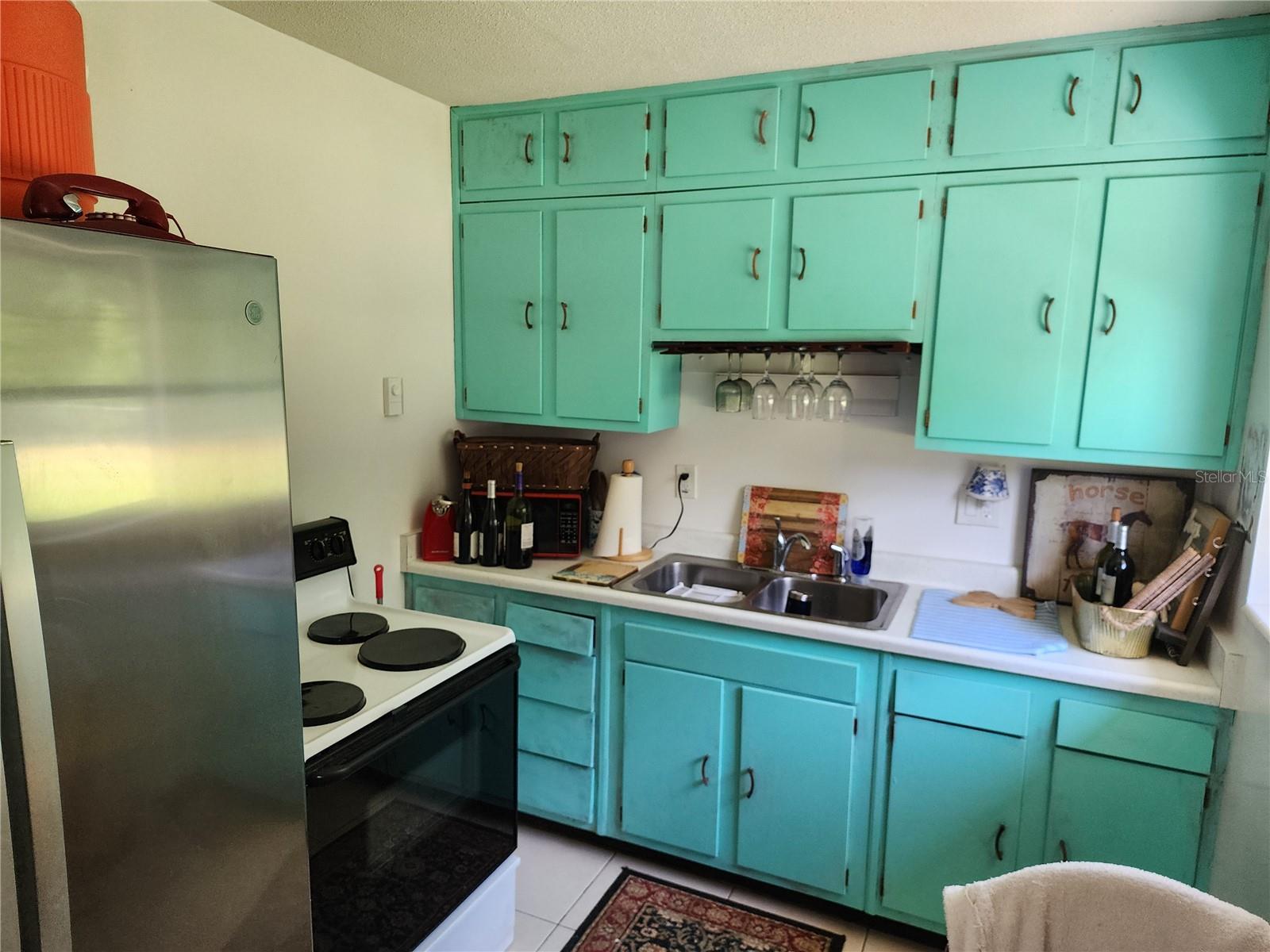 RAINBOW LAKES ESTATES - Residential