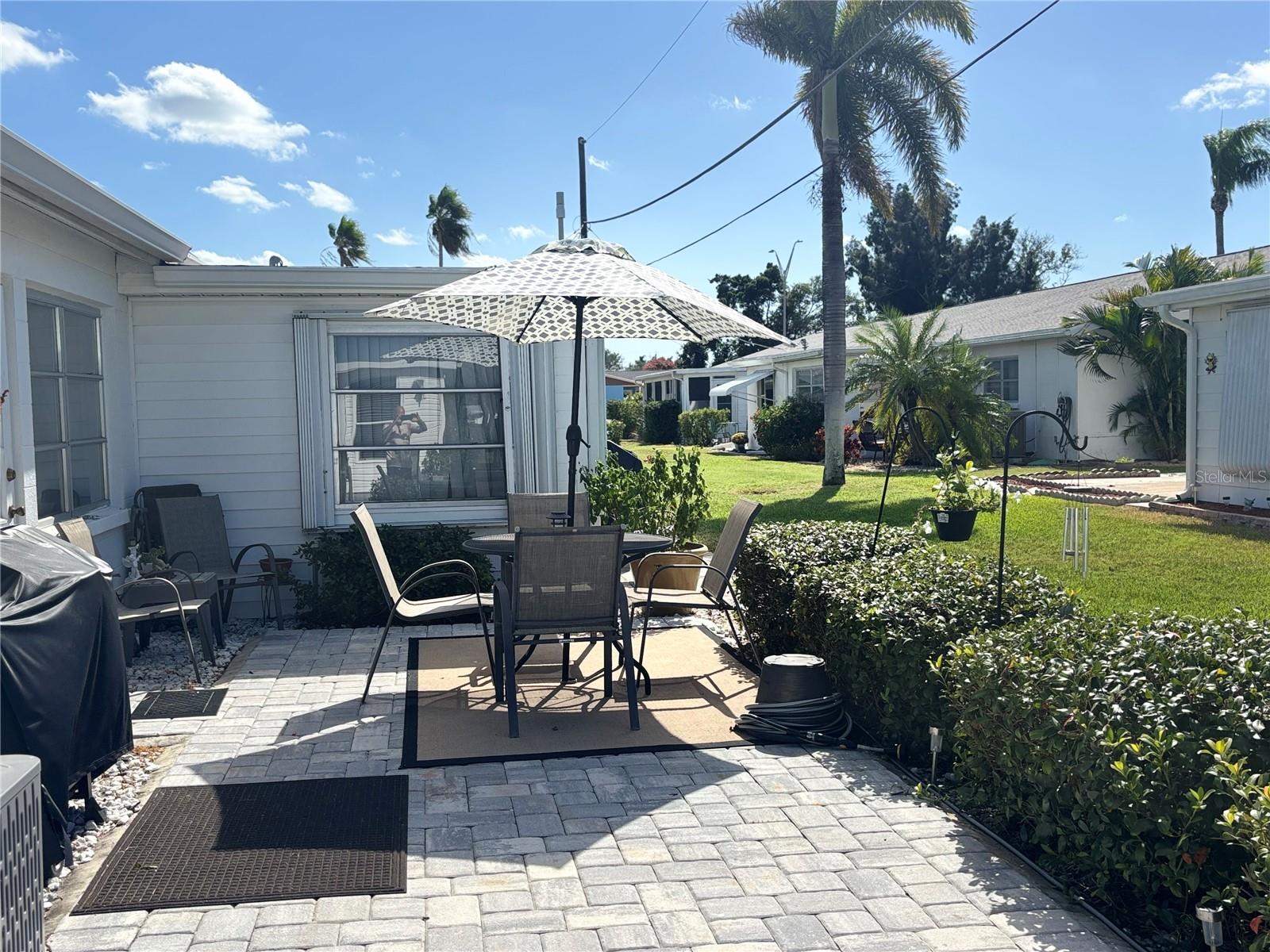 PARKWAY VILLAS - Residential