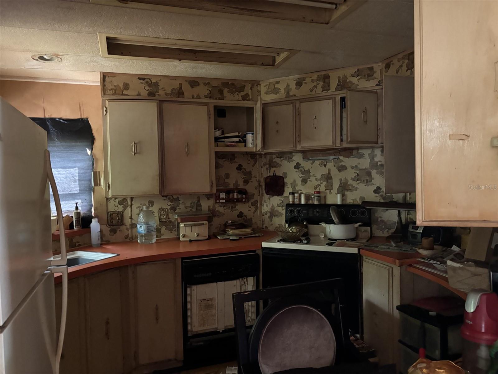 MOON LAKE ESTATES - Residential