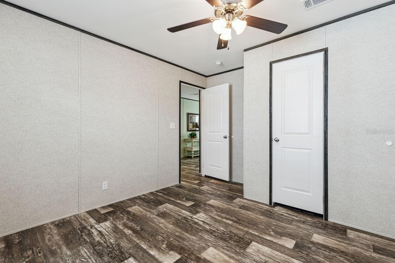 WILLISTON HLNDS - Residential