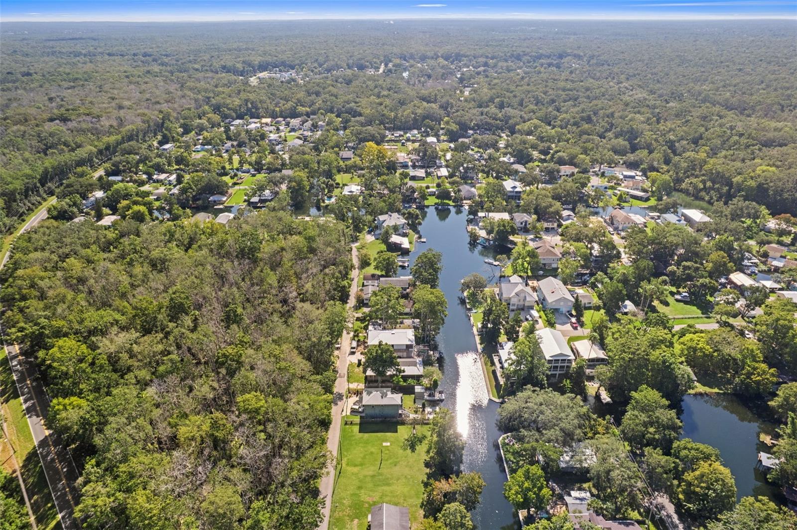 WEEKI WACHEE GARDENS - Land
