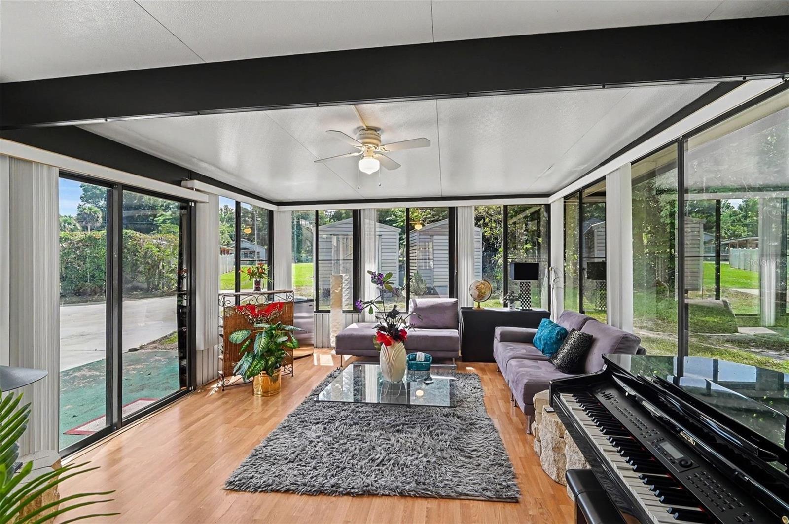 LOCKHARTS SUB - Residential
