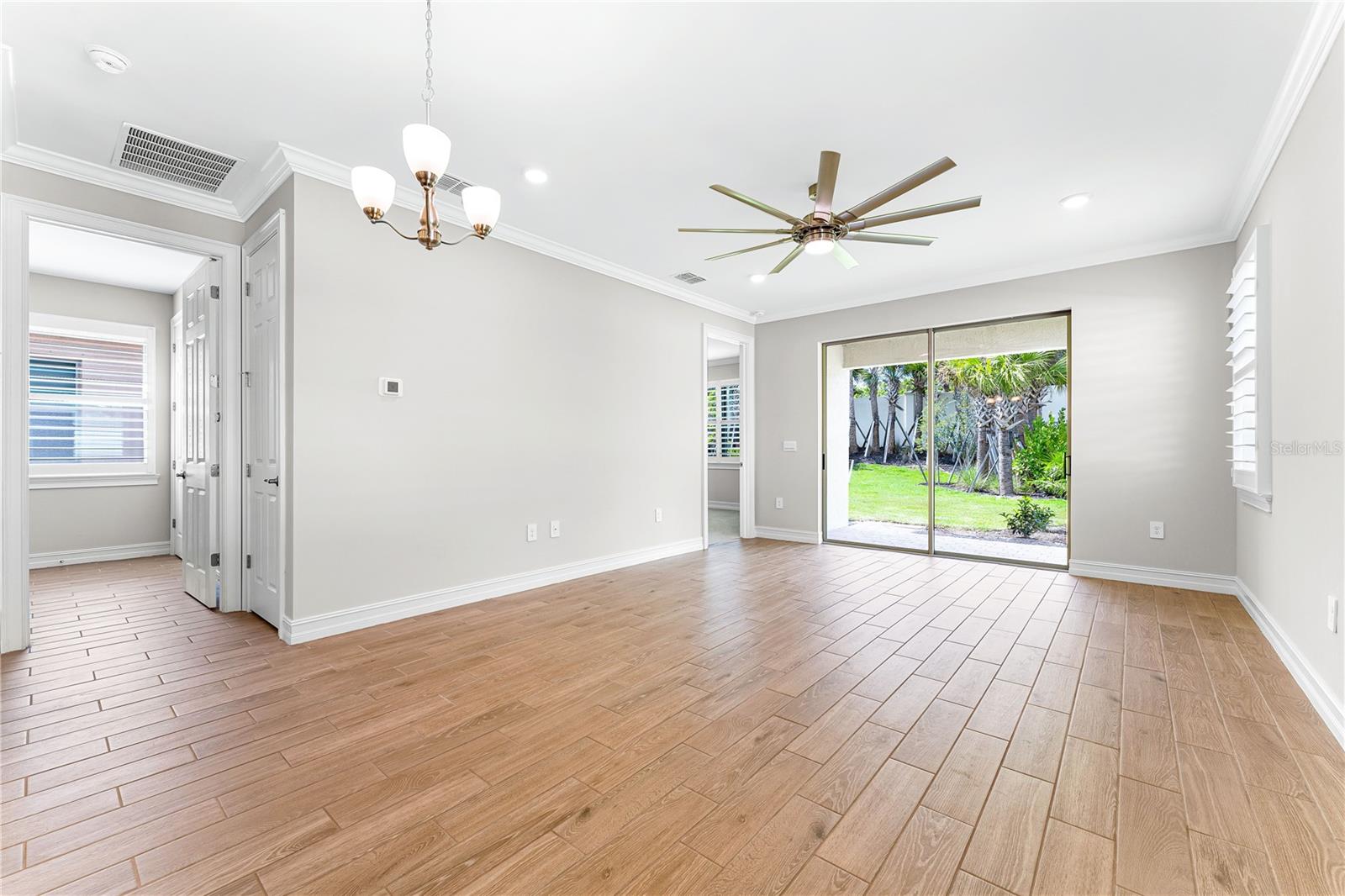 TOSCANA ISLES PH 5 UN 2 - Residential