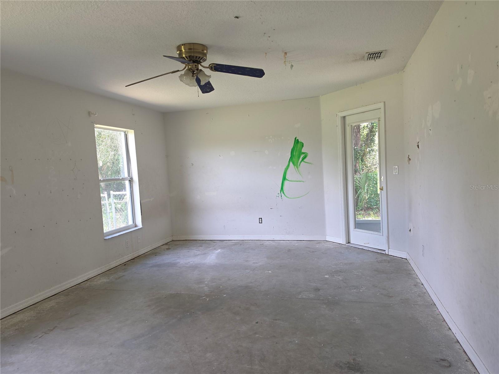 OCALA WATERWAY ESTATE - Residential