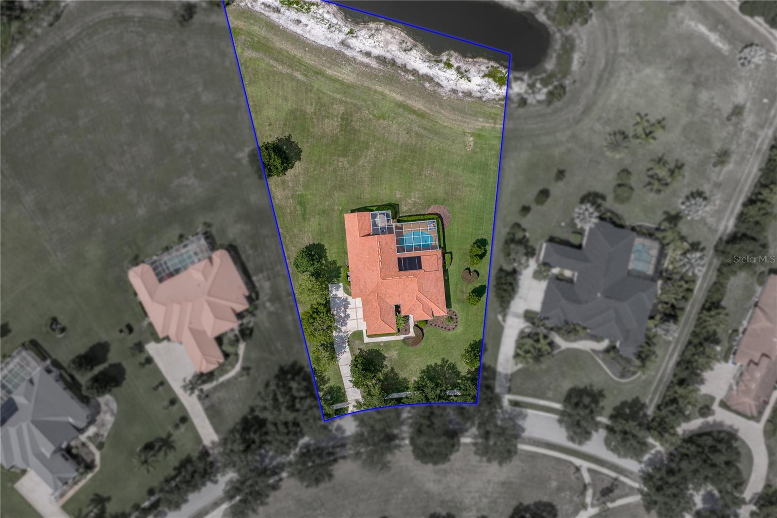 SANCTUARY ON LIVINGSTON - Residential