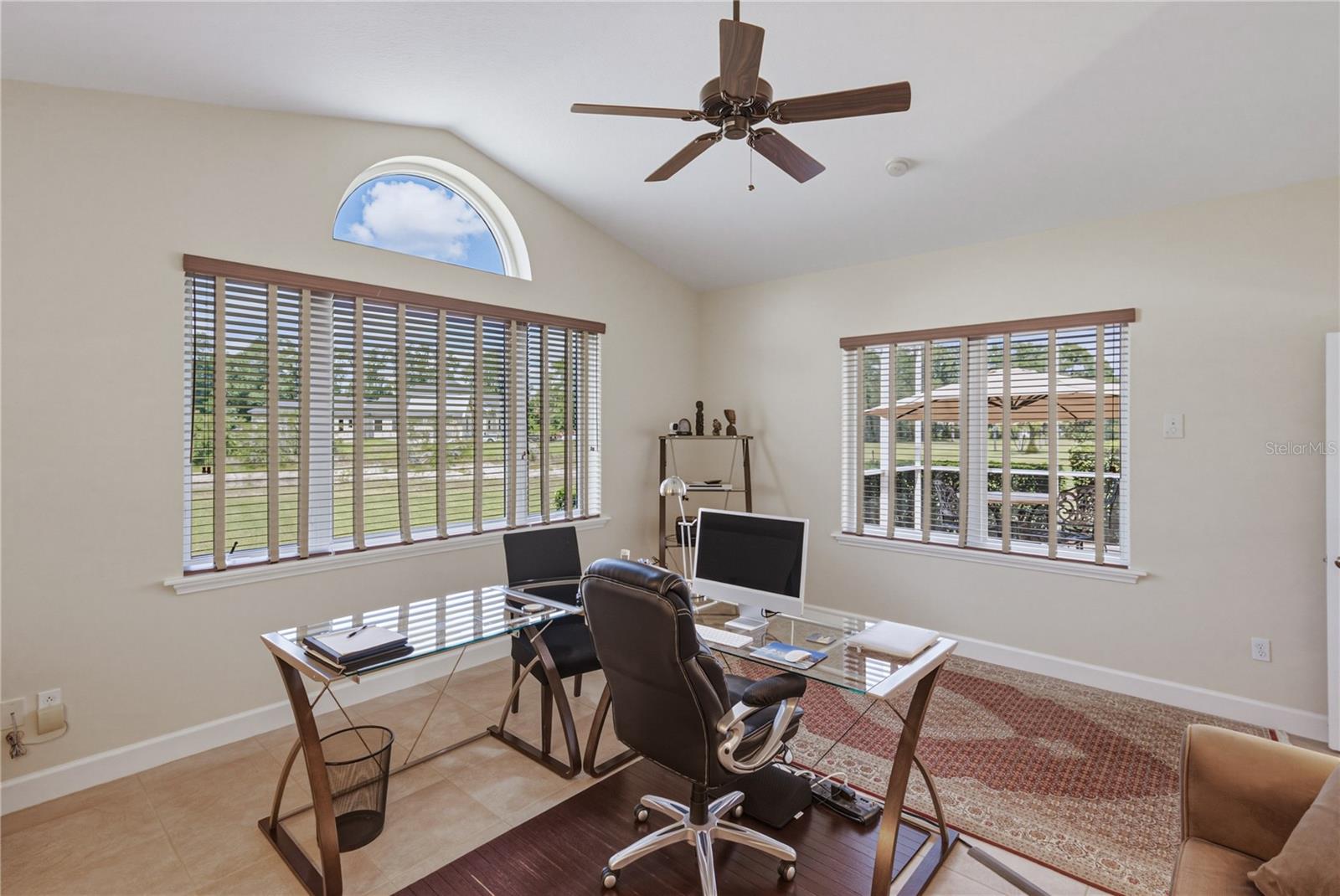 SANCTUARY ON LIVINGSTON - Residential