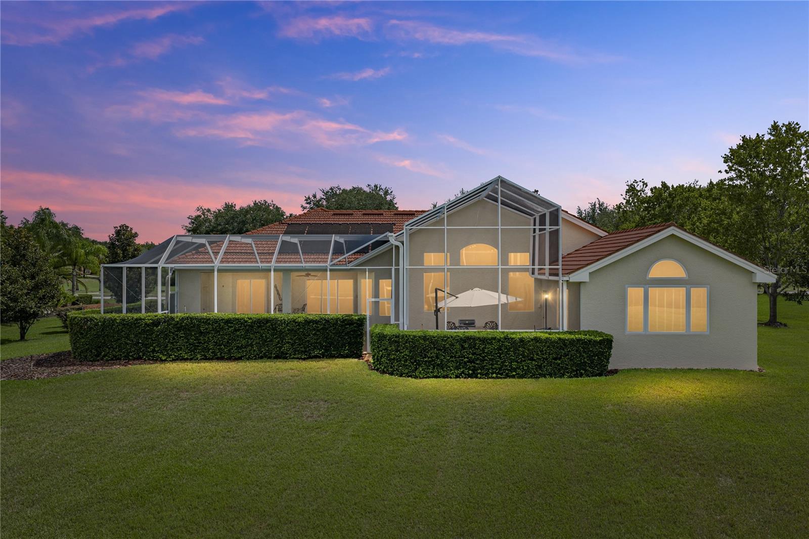 SANCTUARY ON LIVINGSTON - Residential