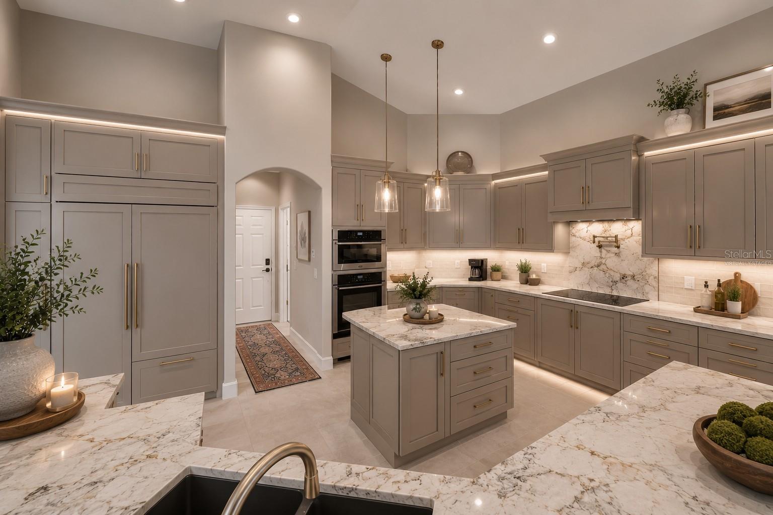 SANCTUARY ON LIVINGSTON - Residential