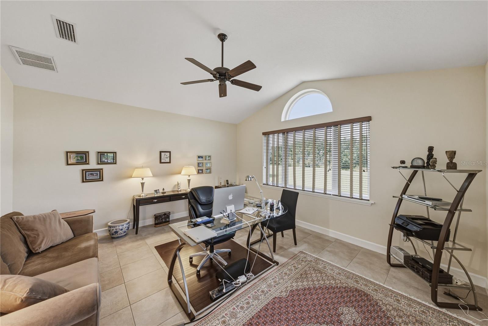 SANCTUARY ON LIVINGSTON - Residential