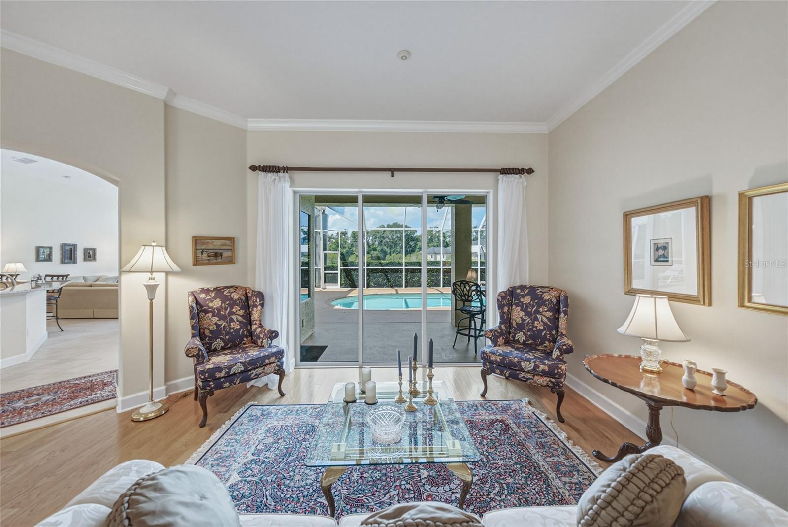SANCTUARY ON LIVINGSTON - Residential