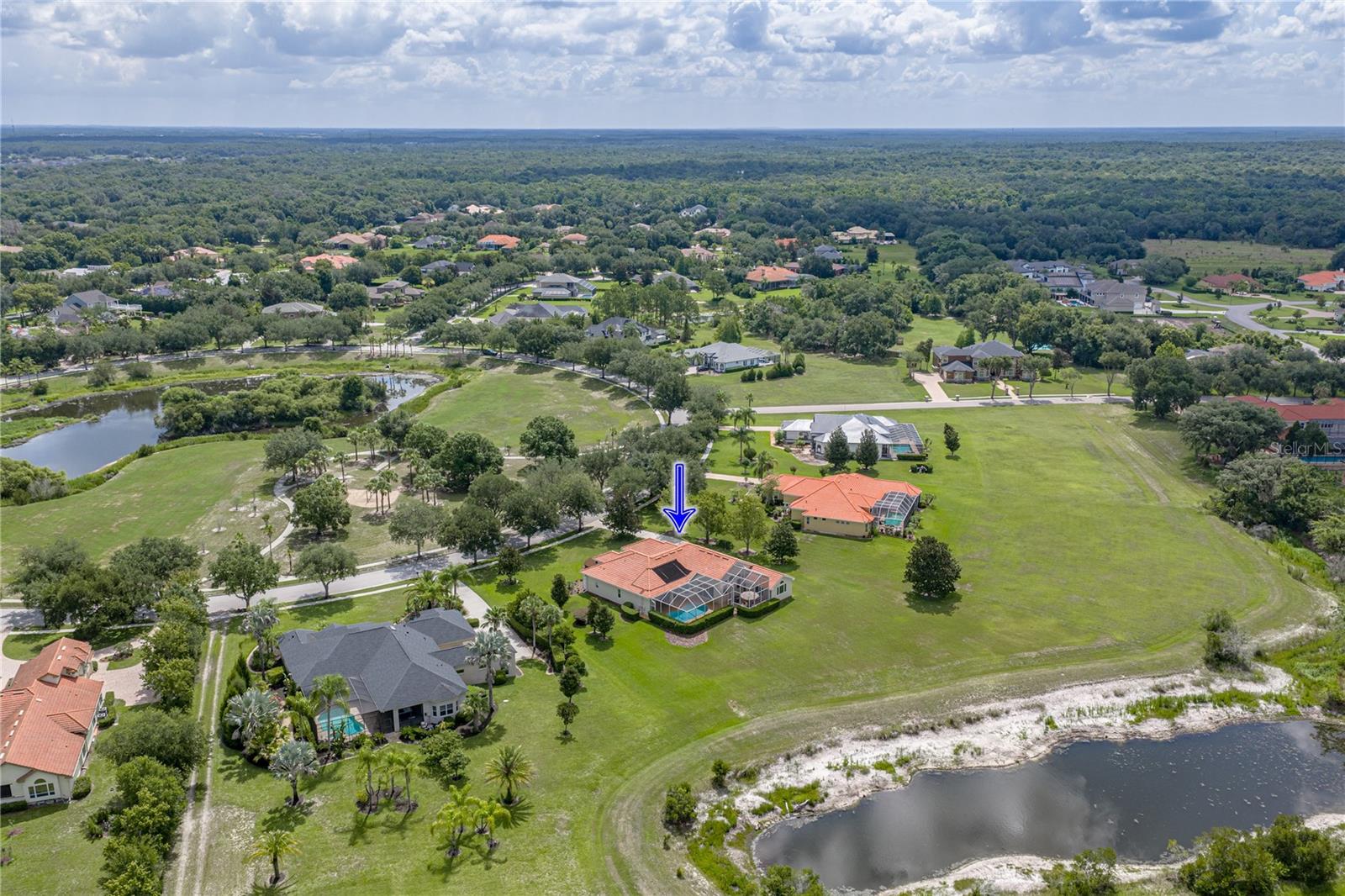 SANCTUARY ON LIVINGSTON - Residential