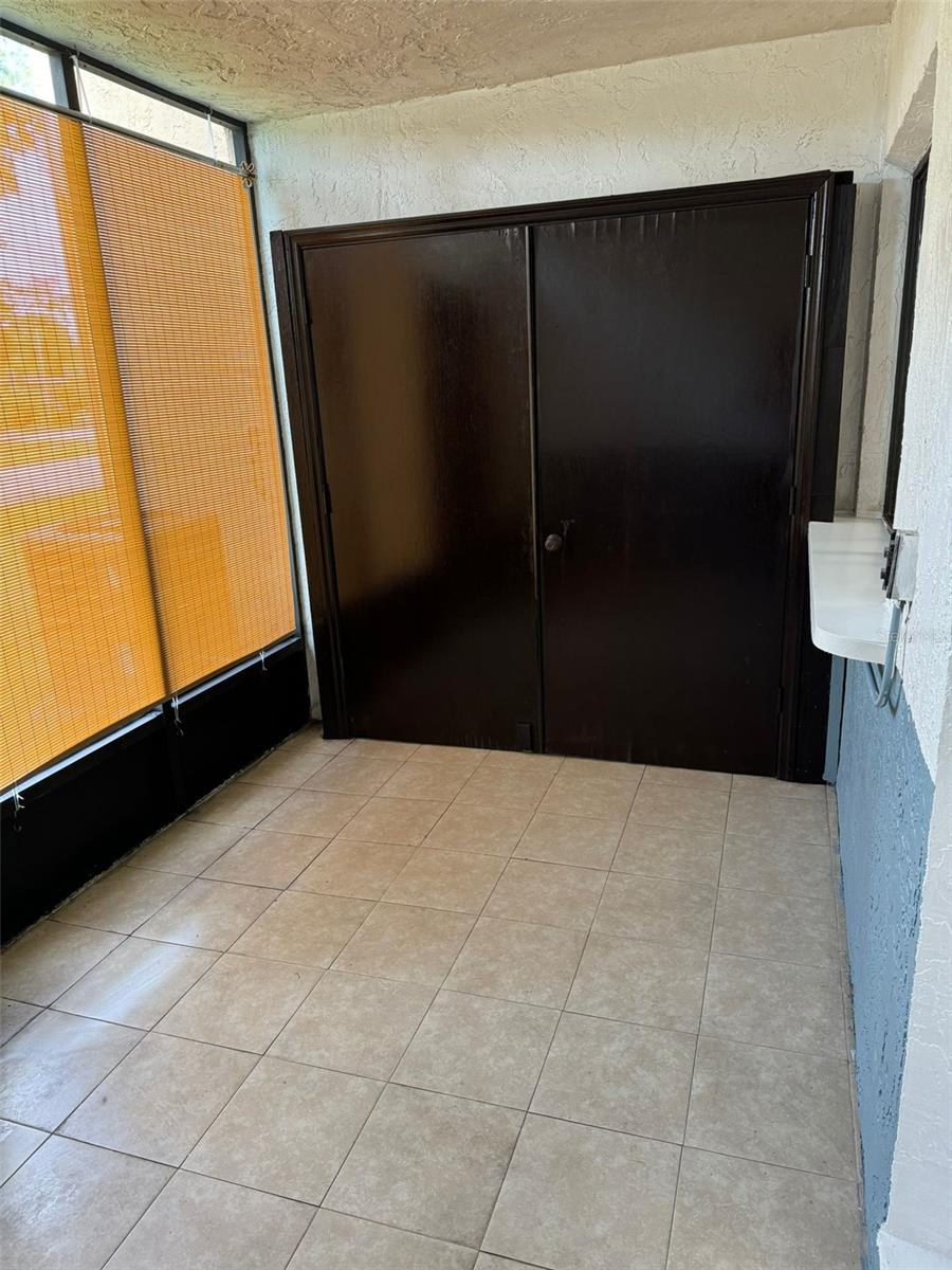 VICEROY CONDO PH 01 - Residential Lease
