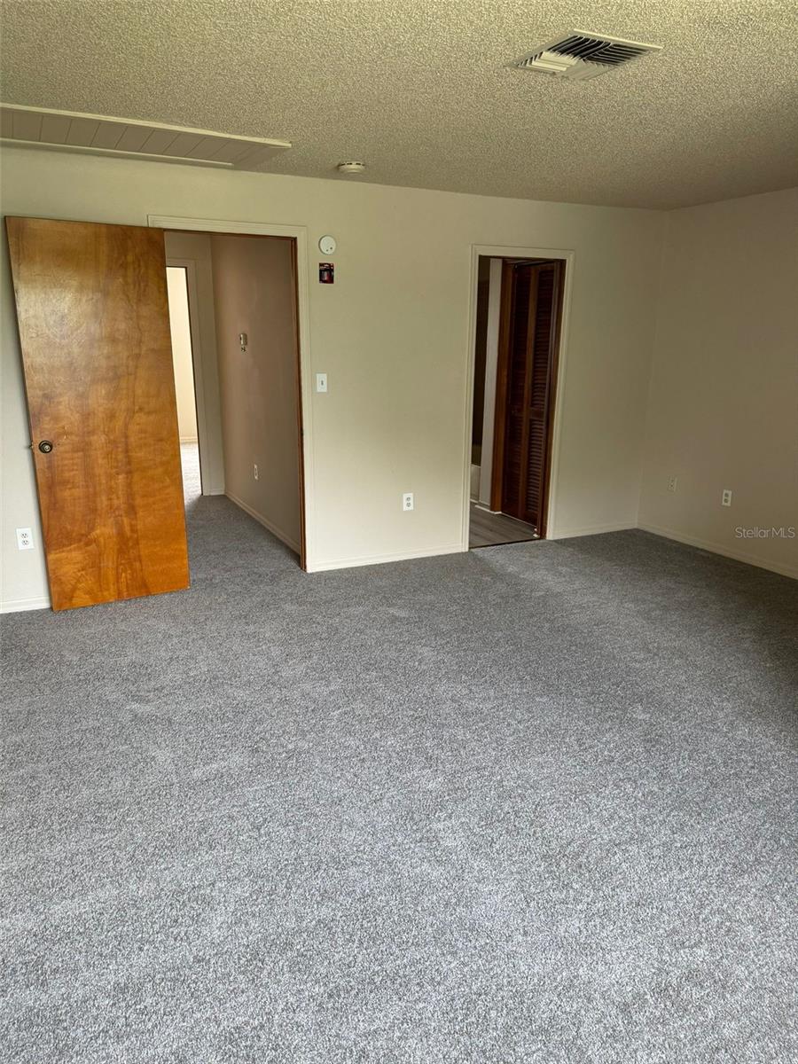 VICEROY CONDO PH 01 - Residential Lease