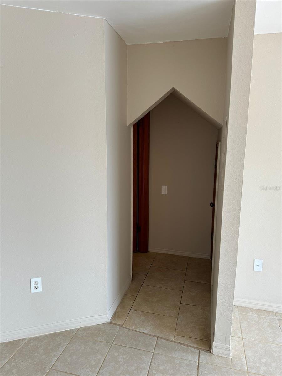 VICEROY CONDO PH 01 - Residential Lease