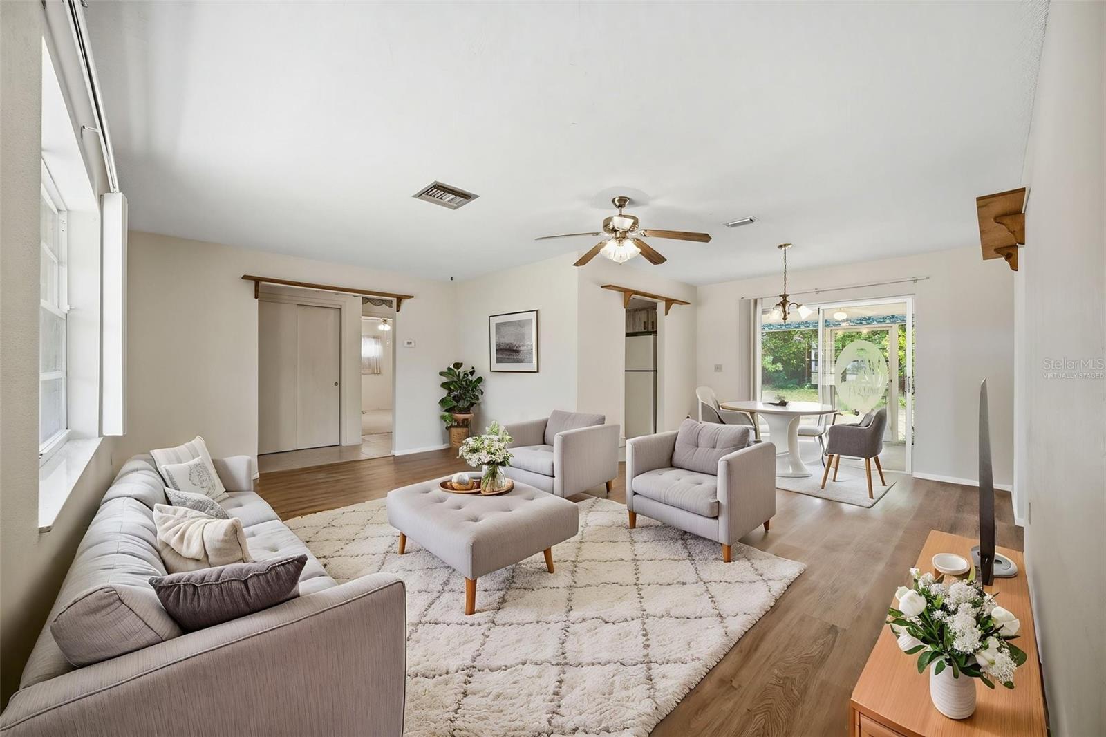 SPRING HILL - Residential