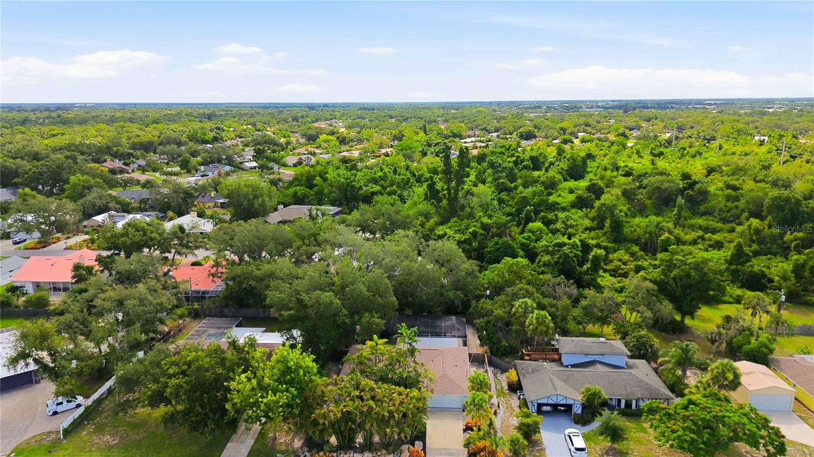 BENEVA PARK - Residential
