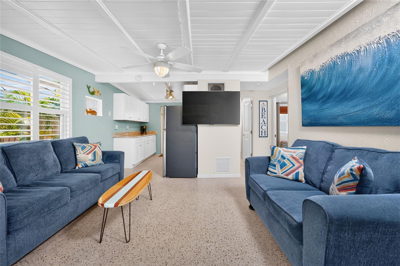 ENGLEWOOD SHORES - Residential Income