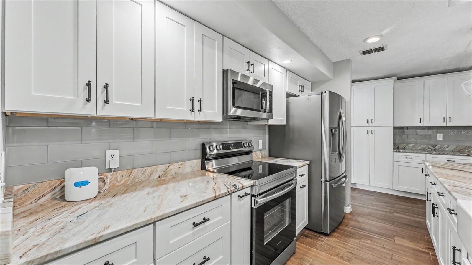 HIGHLAND LAKES ESTATES - Residential