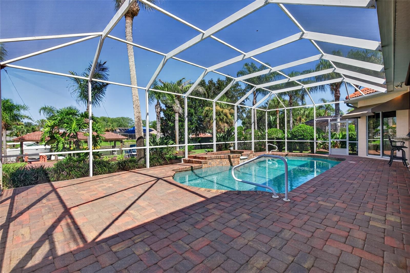 SANCTUARY SUB - Residential
