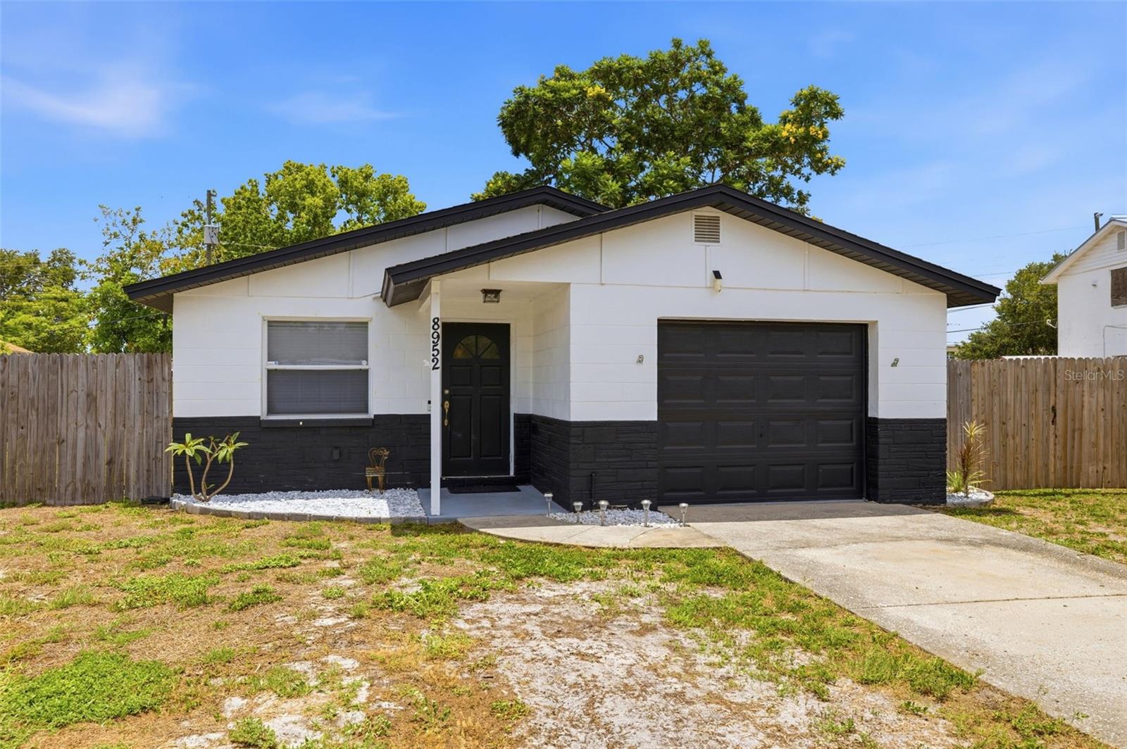 CROSS BAYOU ESTATES 2ND ADD - Residential