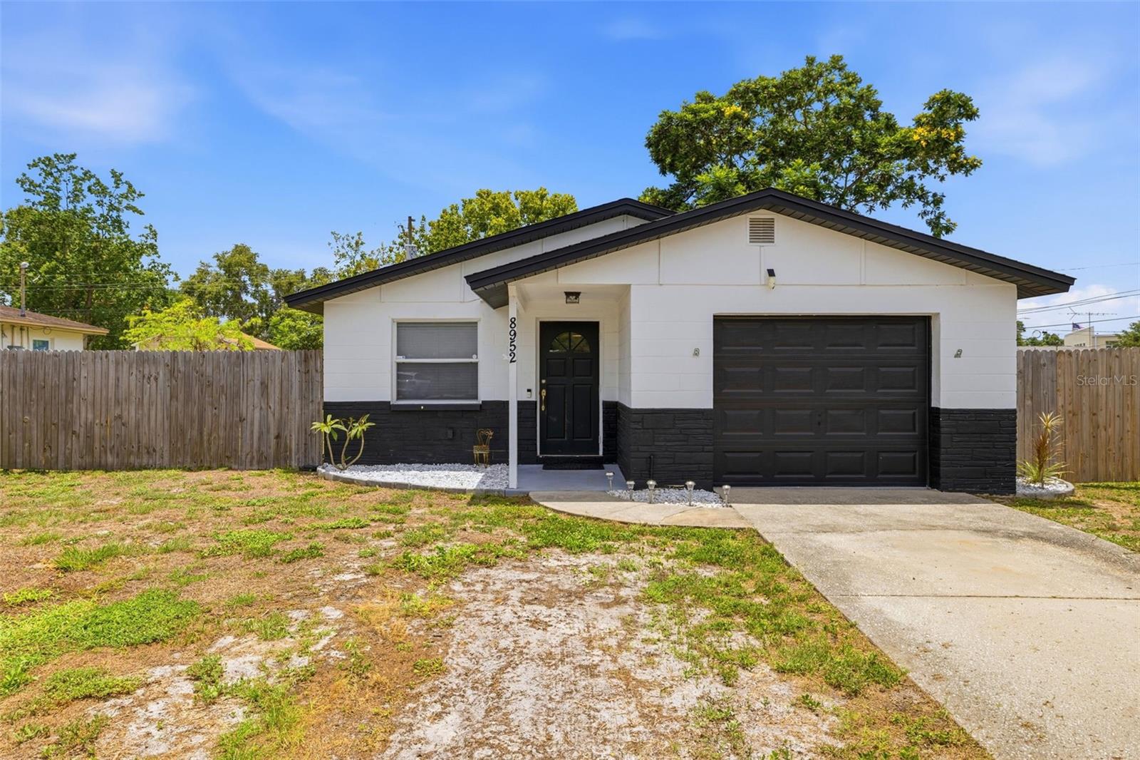 CROSS BAYOU ESTATES 2ND ADD - Residential