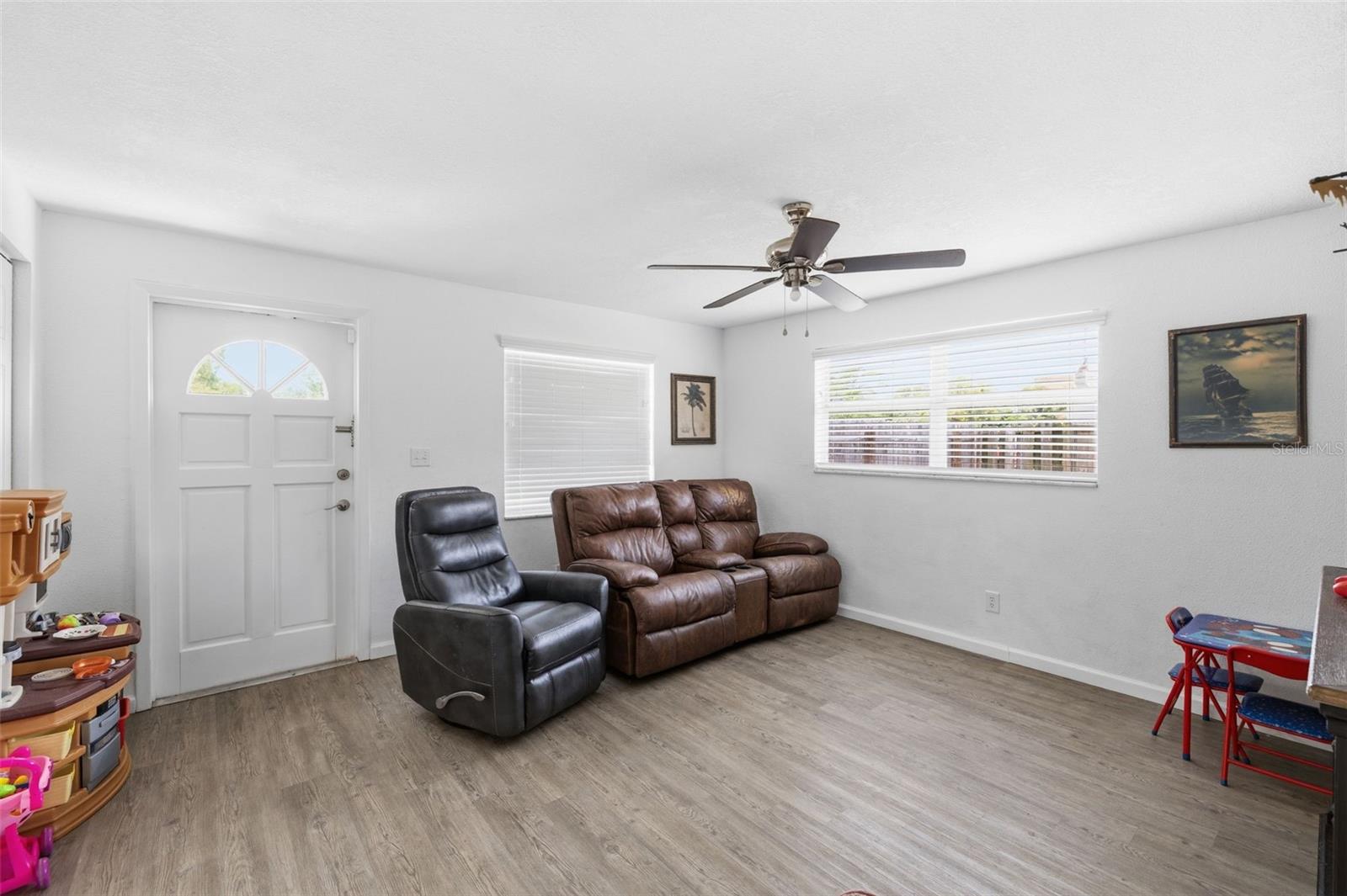 CROSS BAYOU ESTATES 2ND ADD - Residential