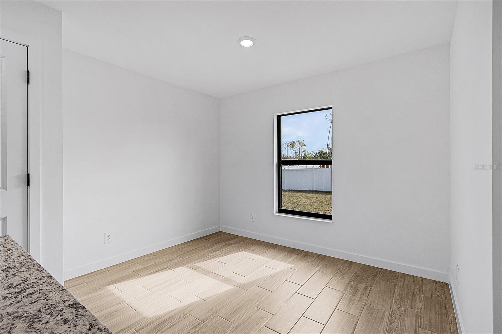 1584 - PORT CHARLOTTE SUB 30 - Residential