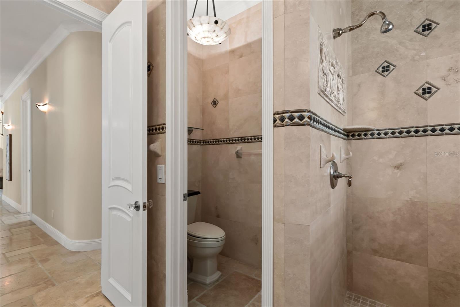 REPLAT BLK B POORS ADD - Residential