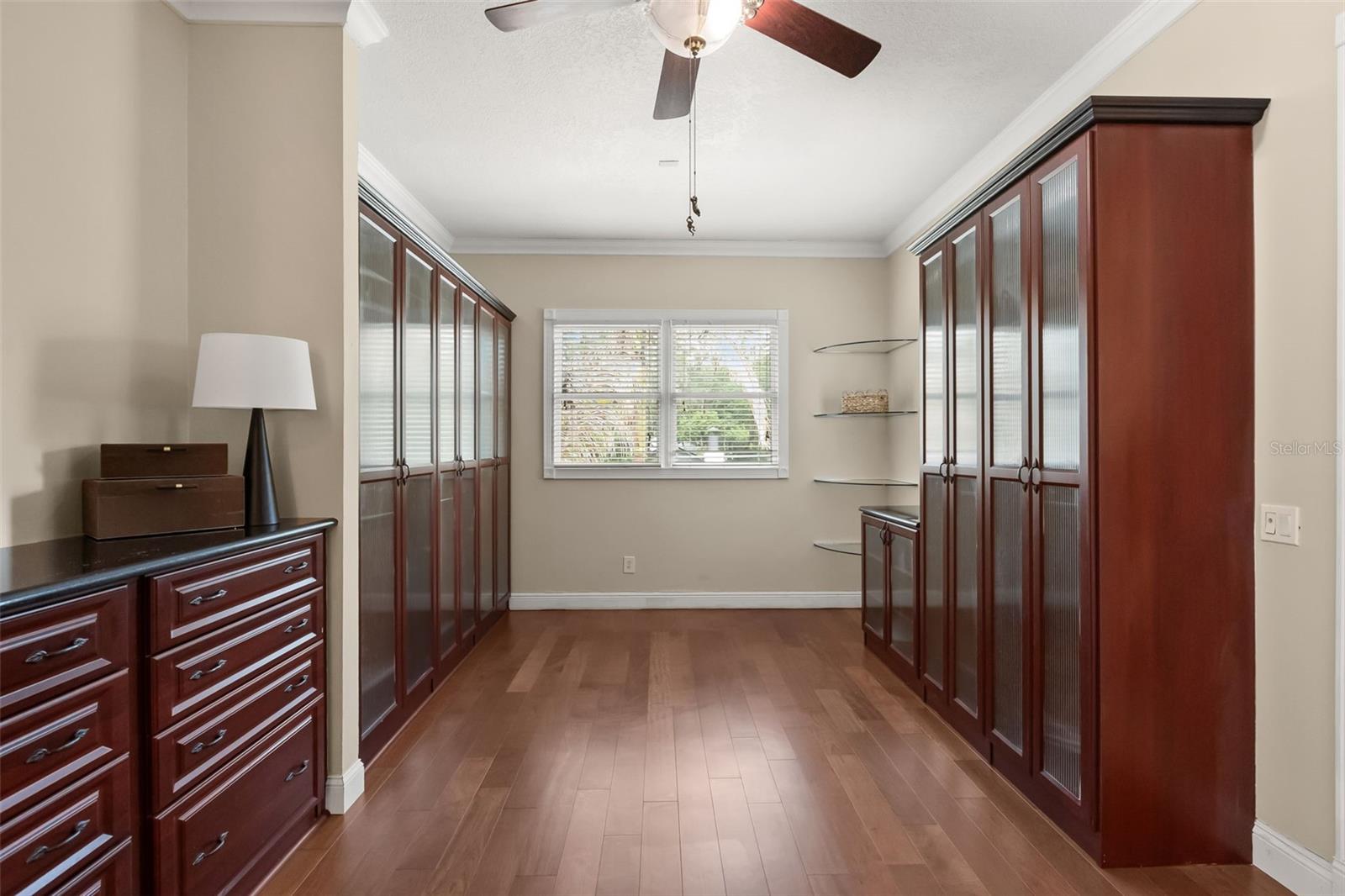 REPLAT BLK B POORS ADD - Residential