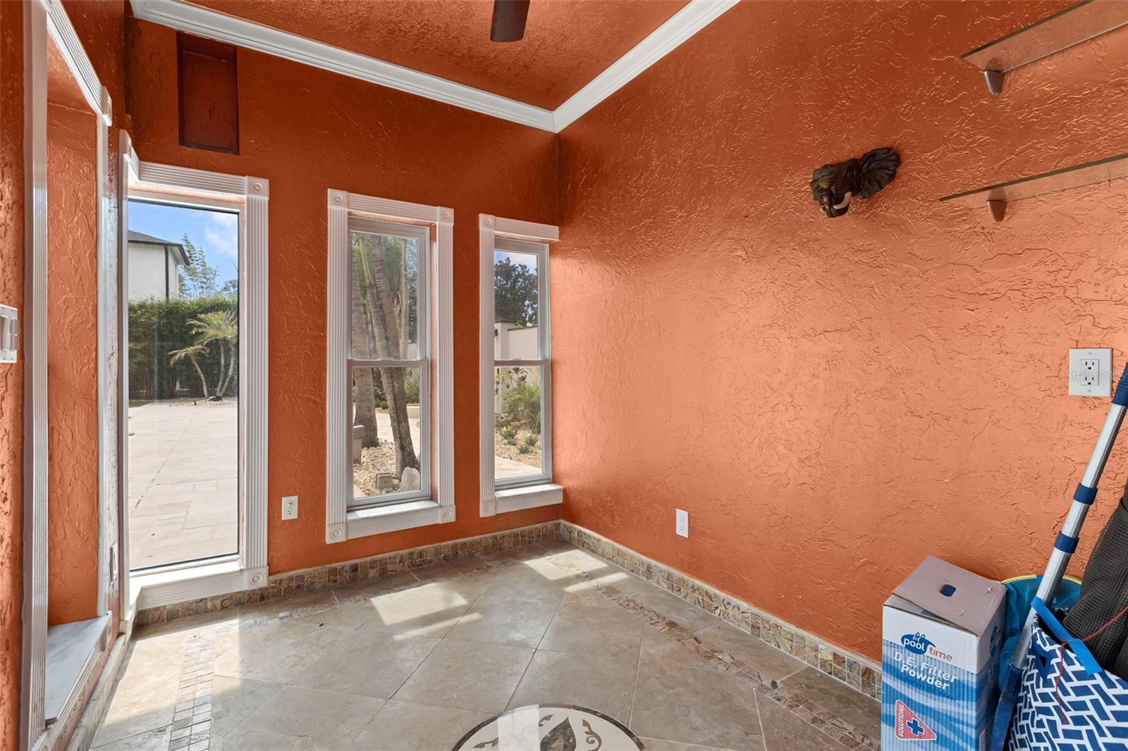 REPLAT BLK B POORS ADD - Residential