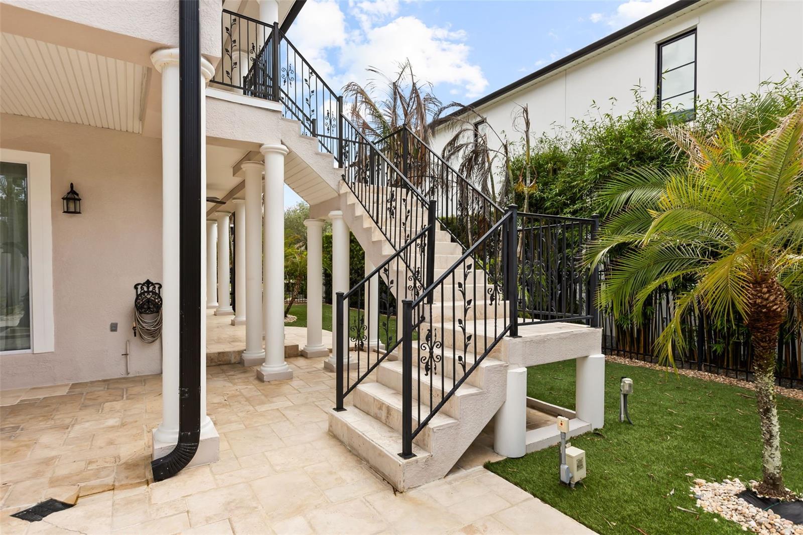 REPLAT BLK B POORS ADD - Residential
