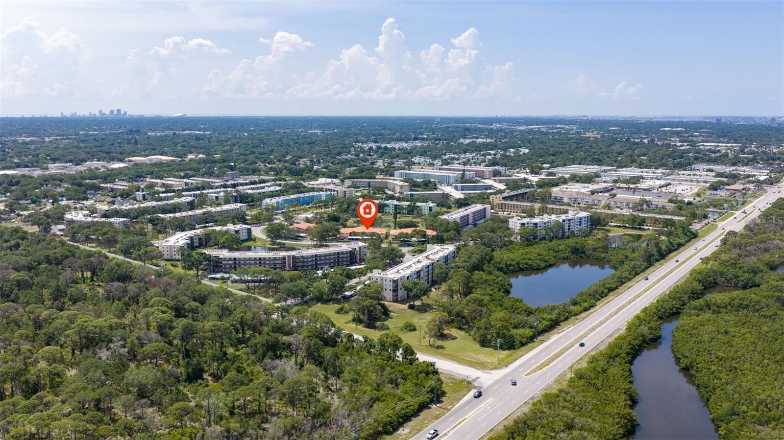 FIVE TOWNS - Residential