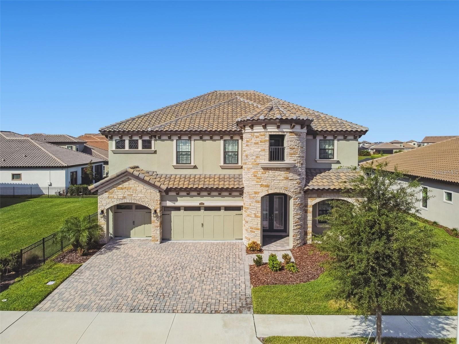 MIRADA PARCEL 2 PB 89 PG 50 BLOCK 1 LOT 1 - Residential