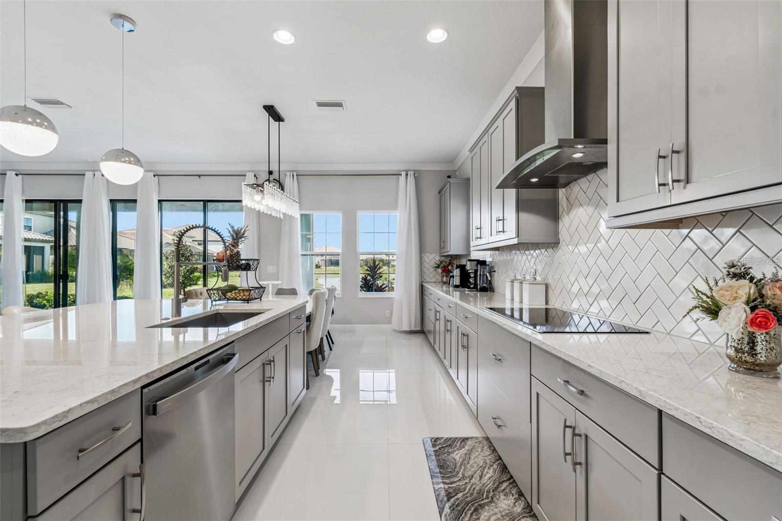 MIRADA PARCEL 2 PB 89 PG 50 BLOCK 1 LOT 1 - Residential