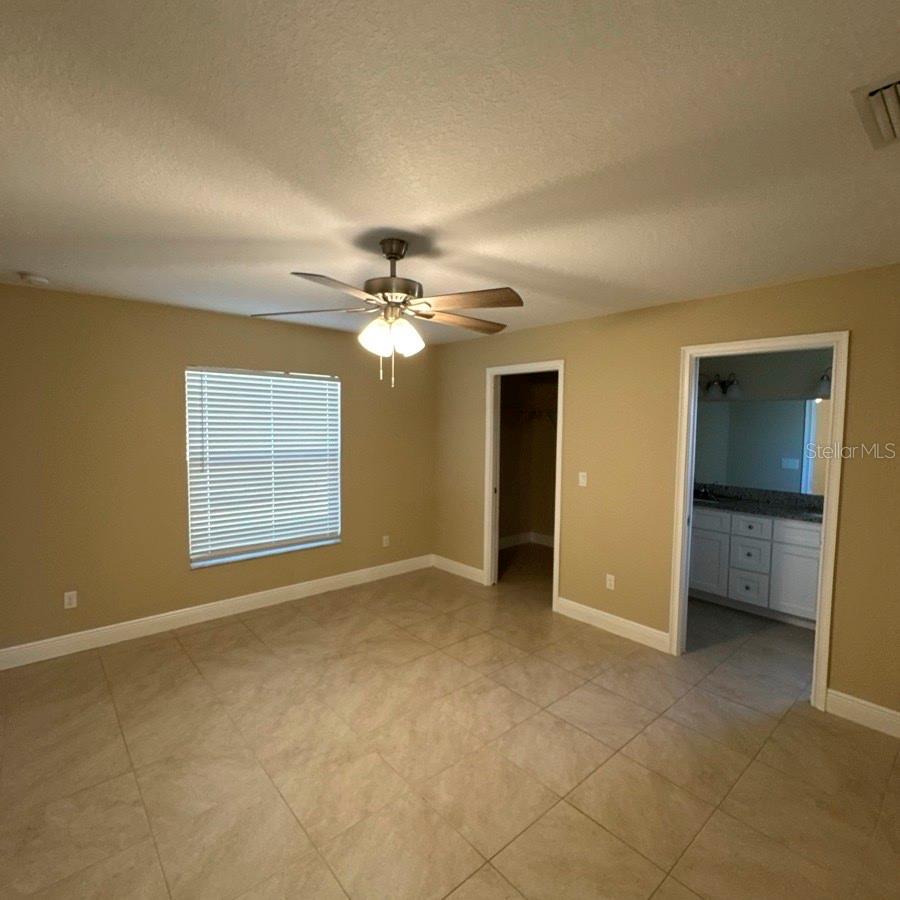MARION OAKS UN 7 - Residential