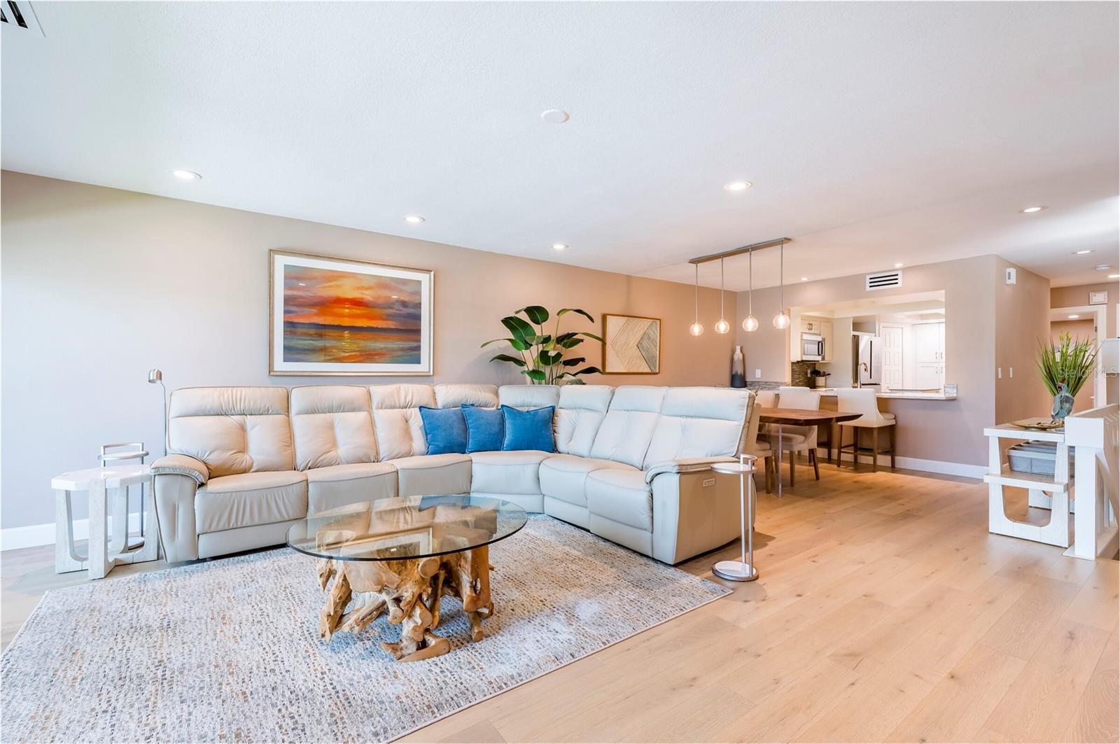 SKIFF HARBOUR TWNHS CONDO - Residential