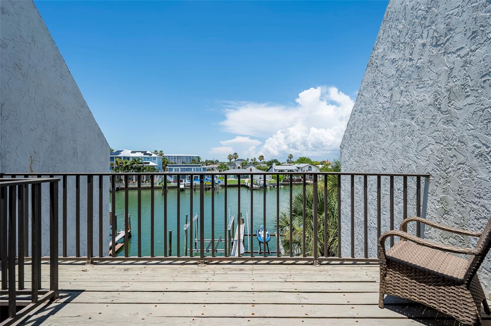 SKIFF HARBOUR TWNHS CONDO - Residential