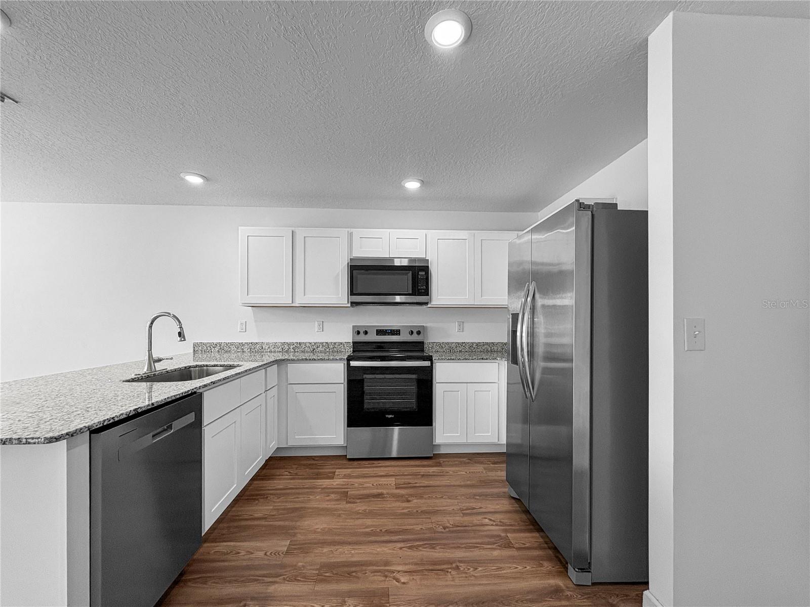 CITRUS SPGS UNIT 09 - Residential Lease