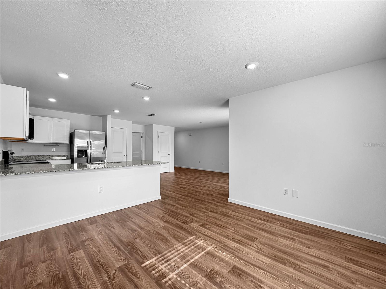 CITRUS SPGS UNIT 09 - Residential Lease