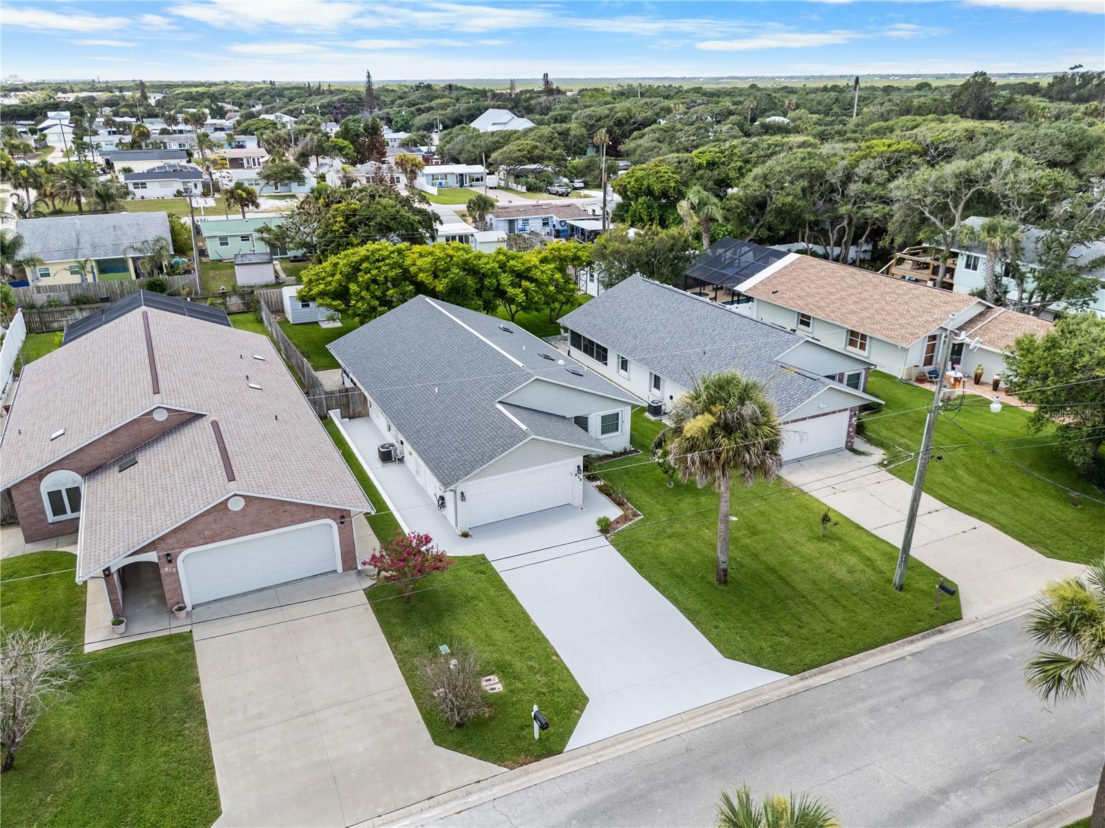 NEW SMYRNA BEACH - Residential