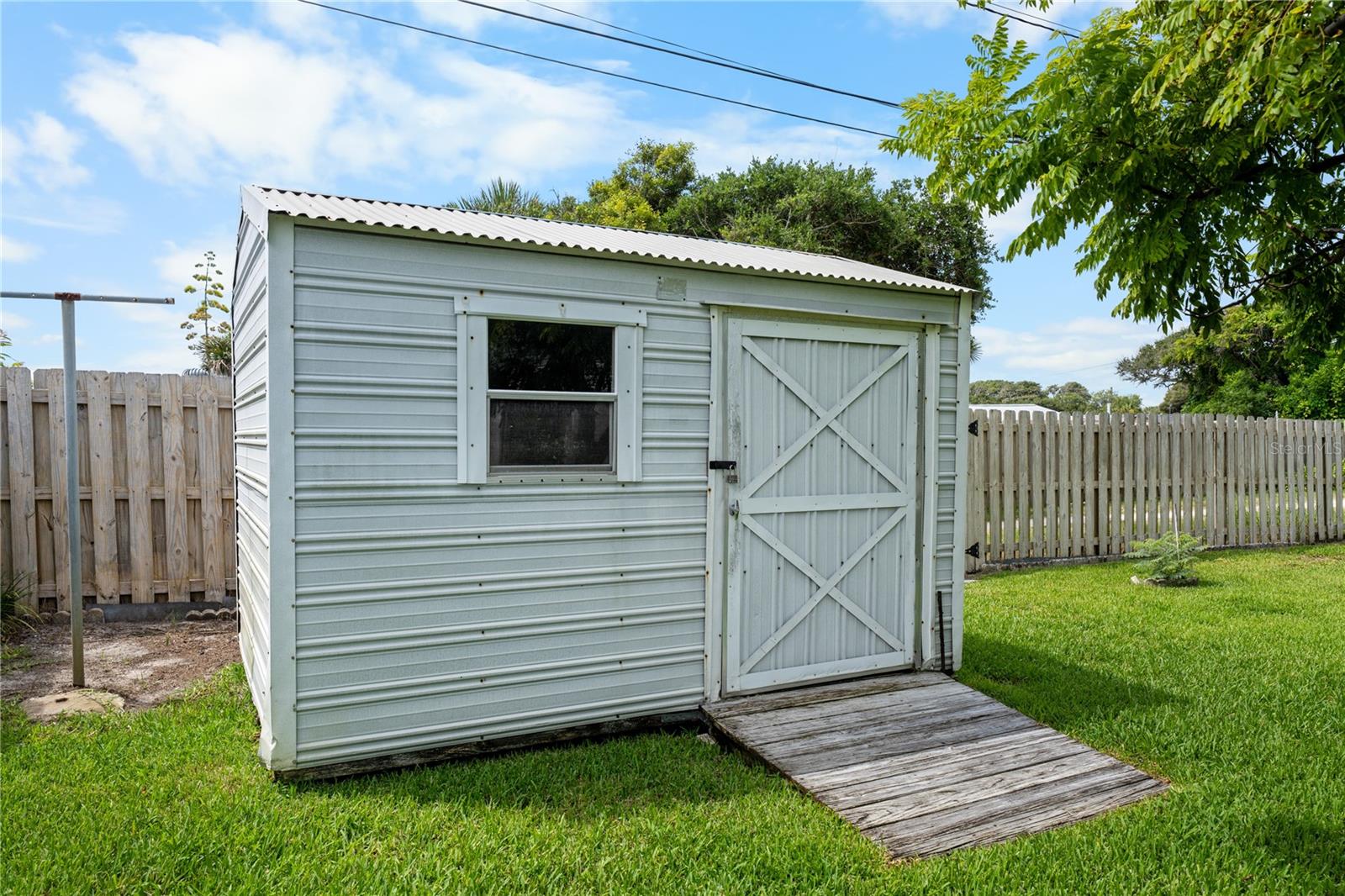 NEW SMYRNA BEACH - Residential