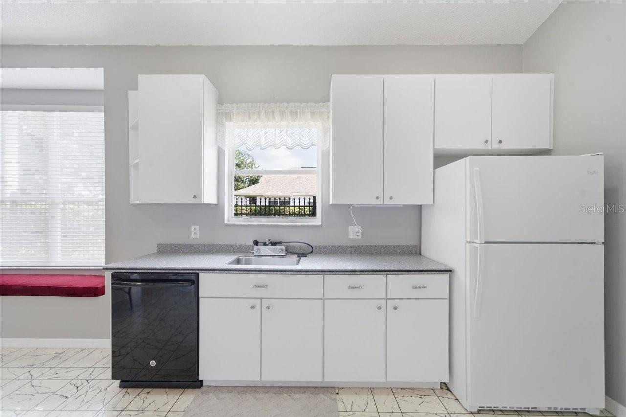 VILLAROSA PH F - Residential