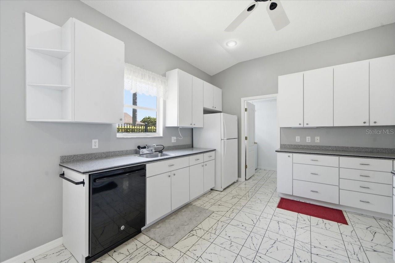 VILLAROSA PH F - Residential