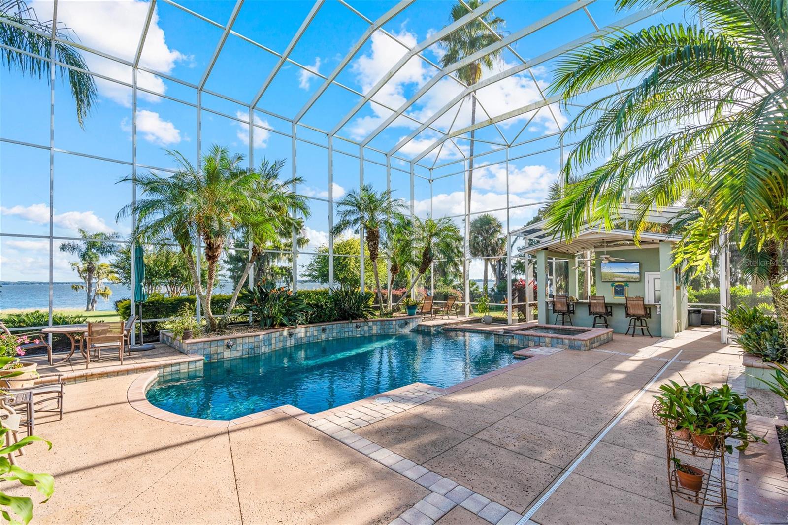 JOHNSONS MARY K & T S - Residential