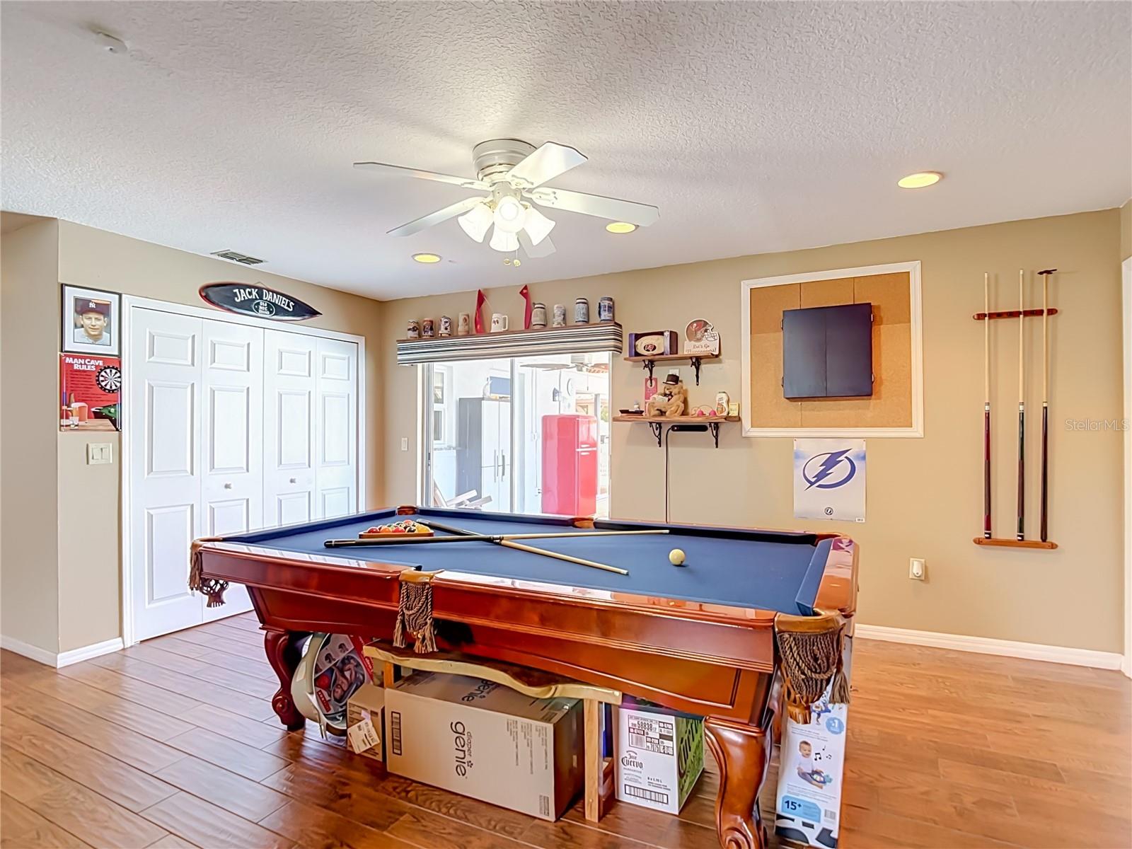BRANDON GROVES SEC 01 - Residential