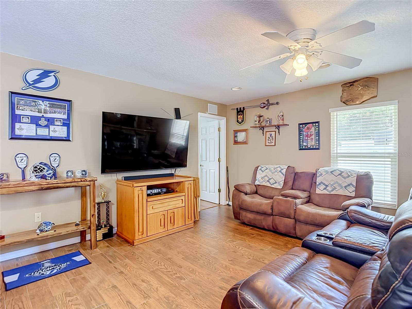 BRANDON GROVES SEC 01 - Residential